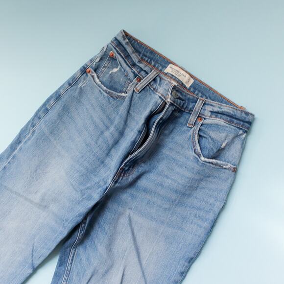 Abercrombie Fitch Ultra High Rise Ankle Straight Curve Love Size 4 Distressed - Picture 4 of 9